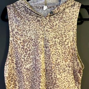Crop leopard hoodie